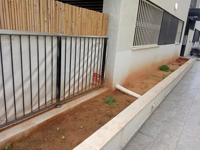 הקמה ועיצוב גינה פרטית לפני 2